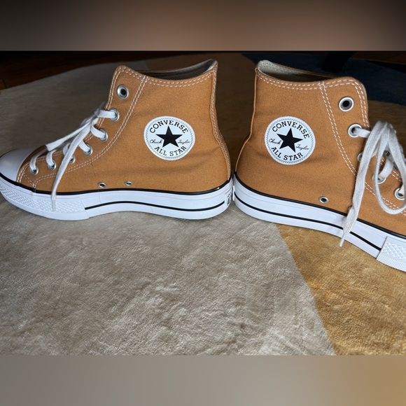 Converse Shoes - Converse High-Top Sneakers in mustard yellow/orange and White platform